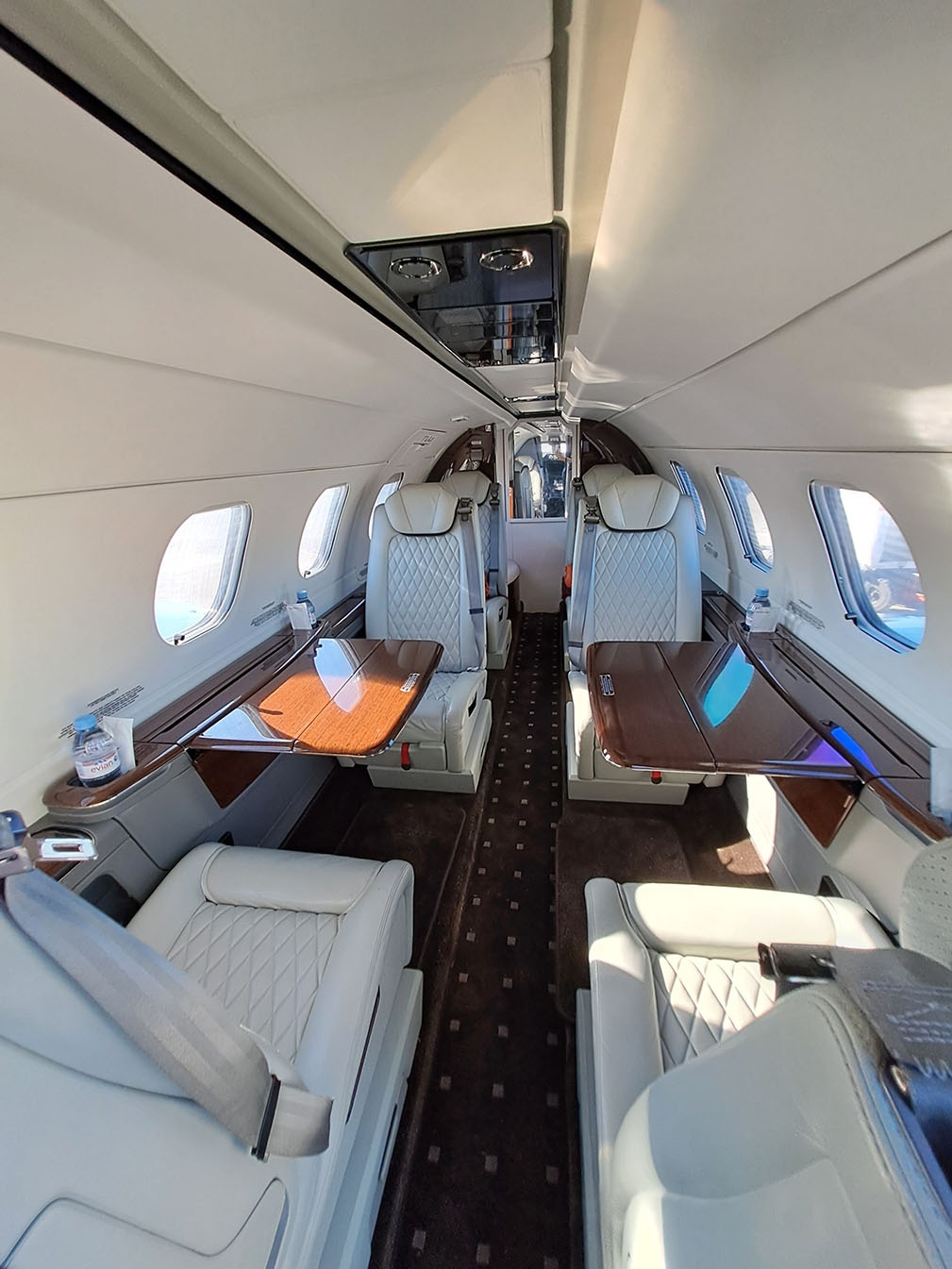 Embraer Phenom 300E